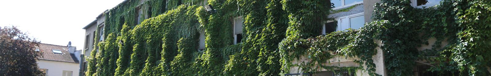 Photo de la façade du campus de l'école d'ostéopathie Ostéobio Paris