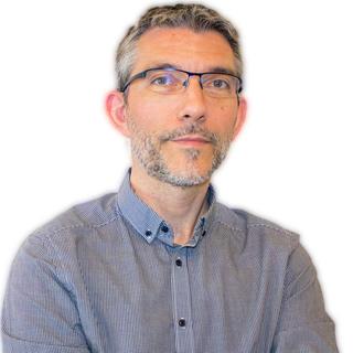 portrait de David Dessauge, directeur de l'école d'ostéopathie: Ostéobio