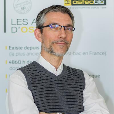 David Dessauge-Directeur de l'école Ostéobio