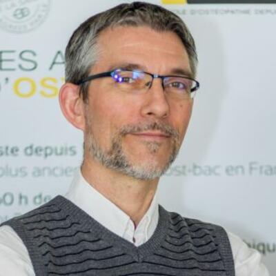 David DESSAUGE directeur de l'école Ostéobio 