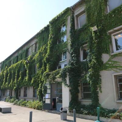 Façade de l'école d'ostéopathie Ostéobio Paris