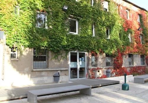 Photo façade extérieure de l'école d'ostéopathie Ostéobio Paris