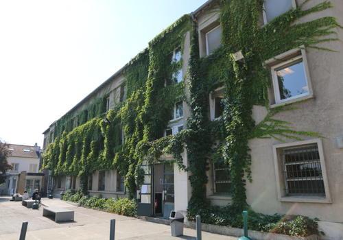 Façade de l'école d'ostéopathie Ostéobio Paris